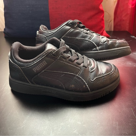 Boys Puma - Picture 1 of 5